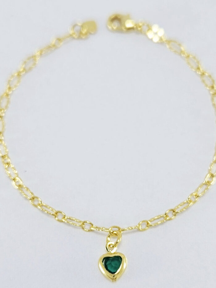 Pulseira infantil com coração pendurado