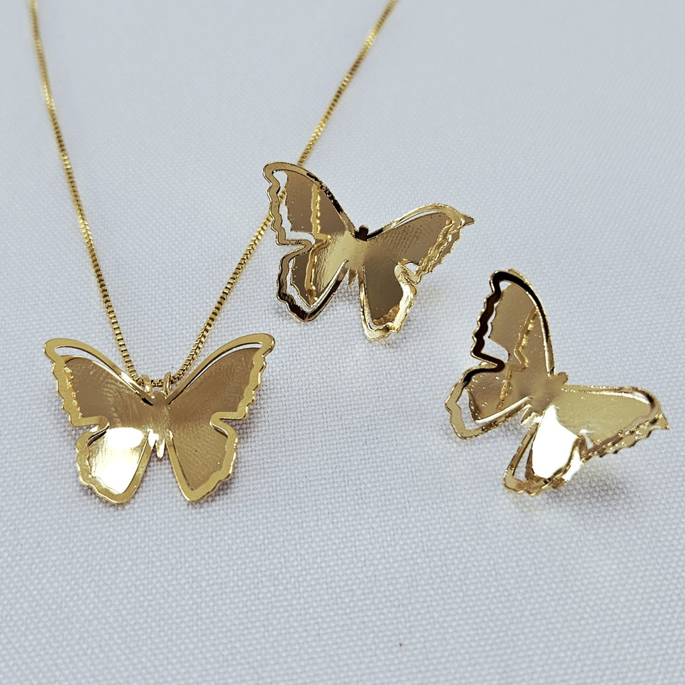 Conjunto borboleta detalhado liso