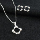 Conjunto formato trevo vazado