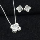 Conjunto trevo com pedra cristal detalhe vazado