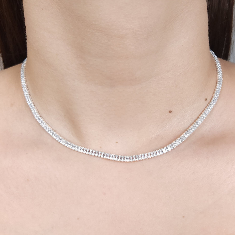 Gargantilha chocker riviera pedras baguetes