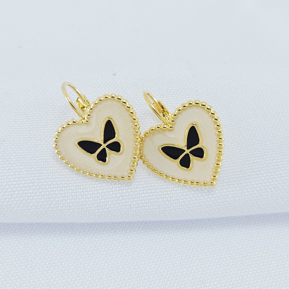 Brinco gancho coração com borboleta