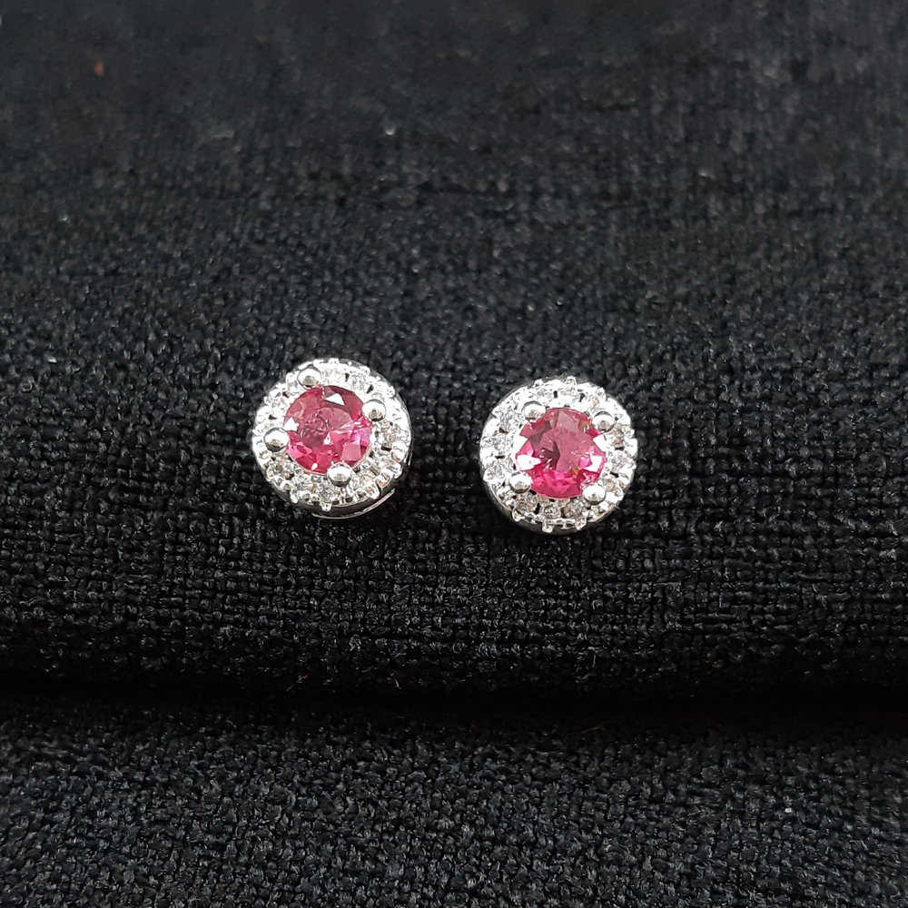 Brinco redondo ao redor cravejado pedra cristal - Imagem 3