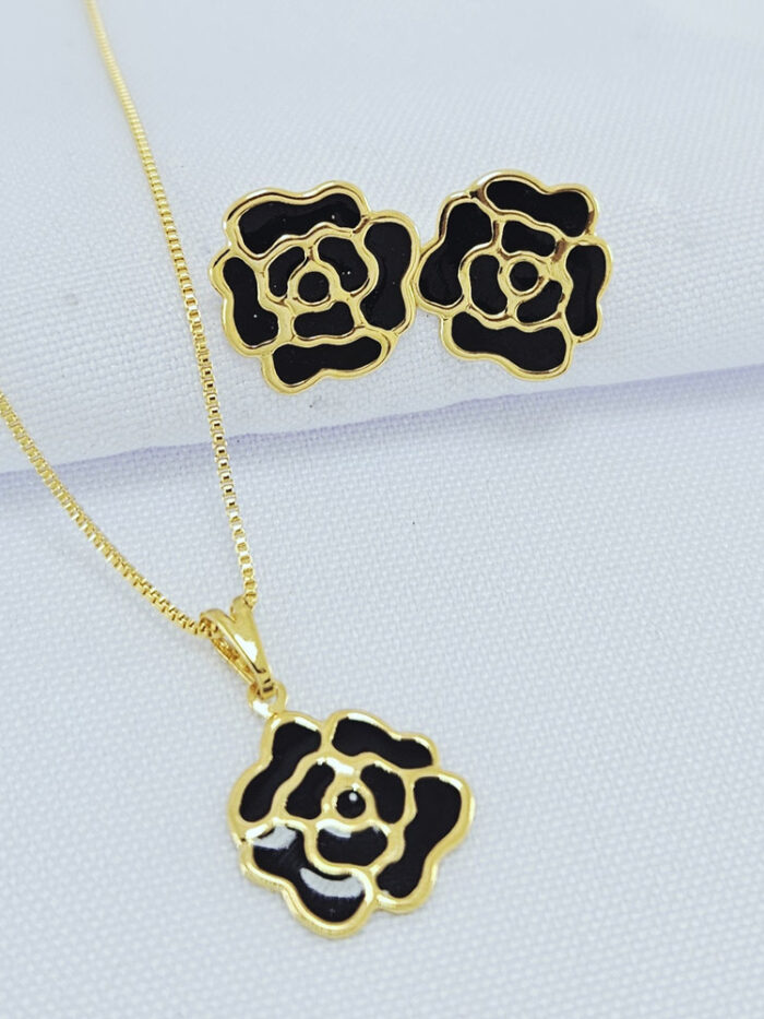 Conjunto flor preto