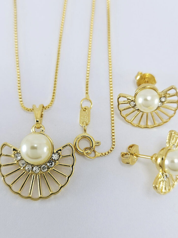 Conjunto estilo leque com pérola