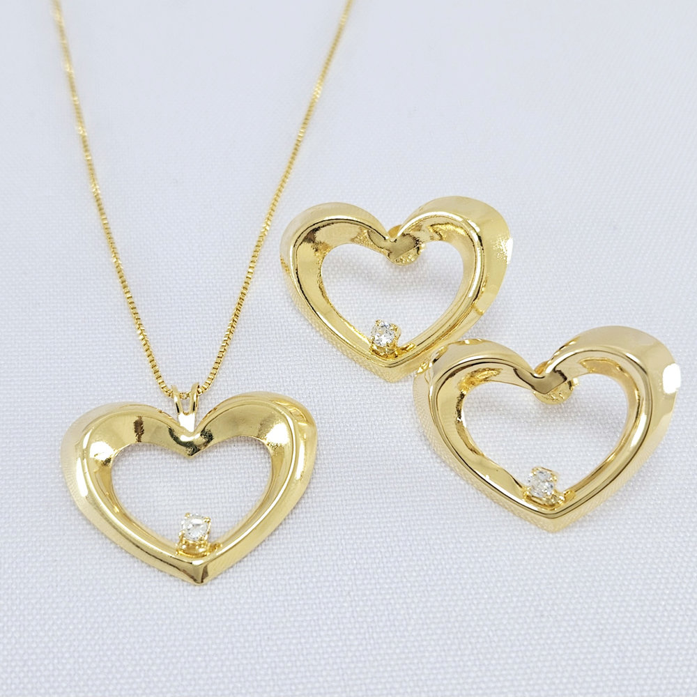 Conjunto coração vazado