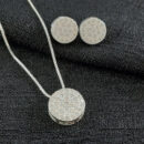 Conjunto Redondo Cravejado