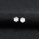 Brinco redondo pedra cristal