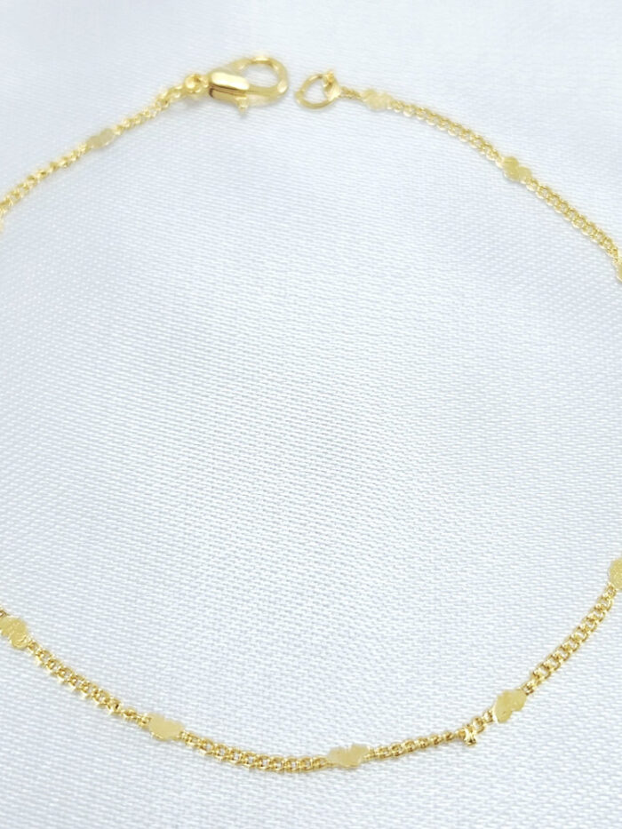 Pulseira detalhe coração dourado