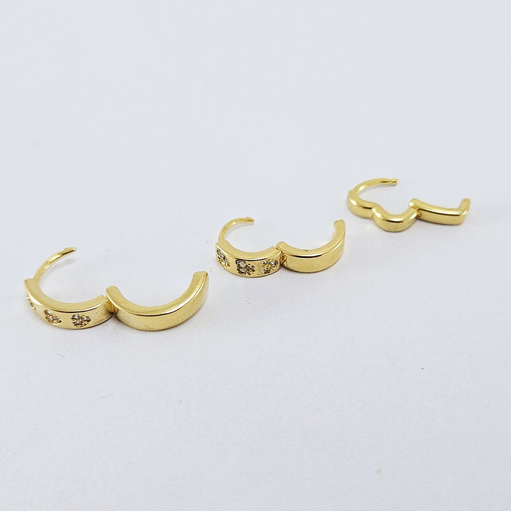 Trio de argola detalhe coração cravejado - Imagem 2