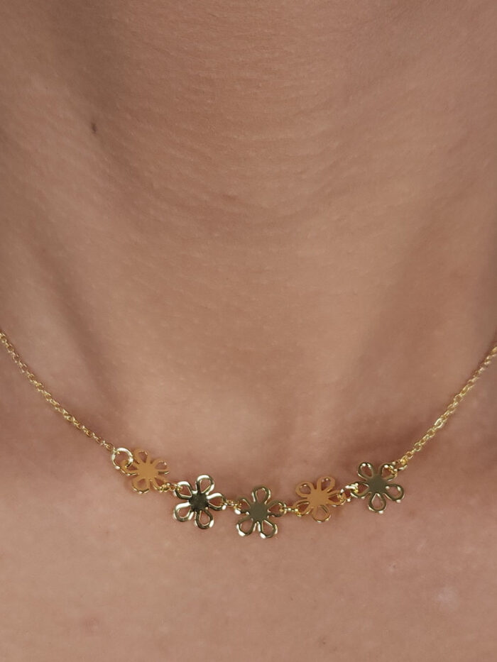 Gargantilha chocker flores vazado lisos