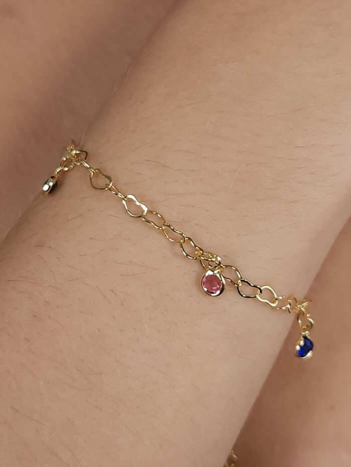 Pulseira com pontos de luz colorido elos coração