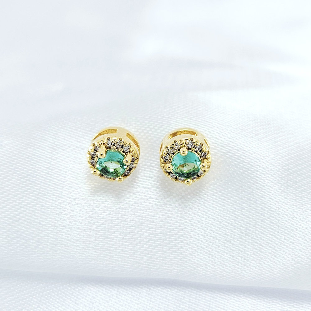 Brinco circulo cravejado com pedra e microzircônias - Imagem 4