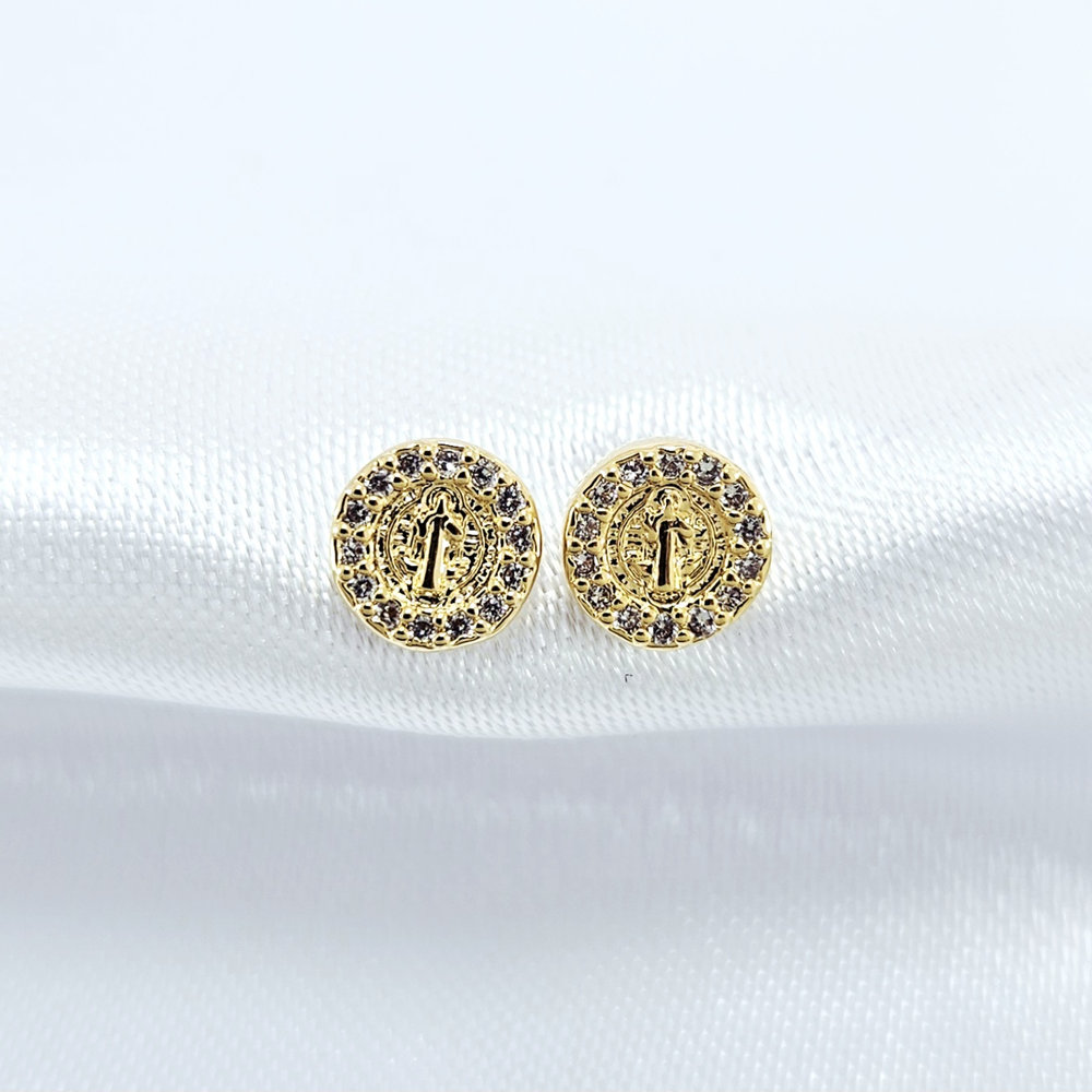 Brinco redondo são bento com zircônia