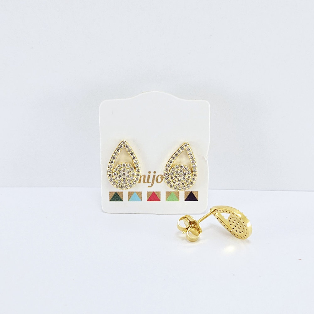 Brinco gota cravejada