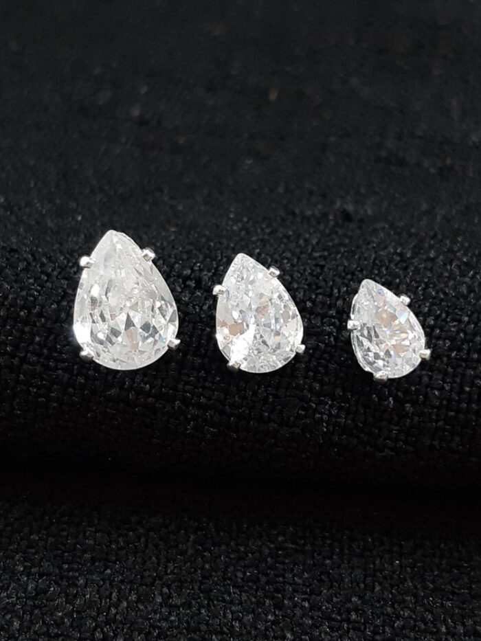 Trio de gota com pedra cristal
