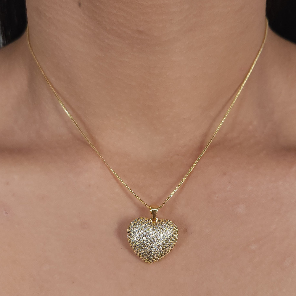 Gargantilha coração boleado cravejado