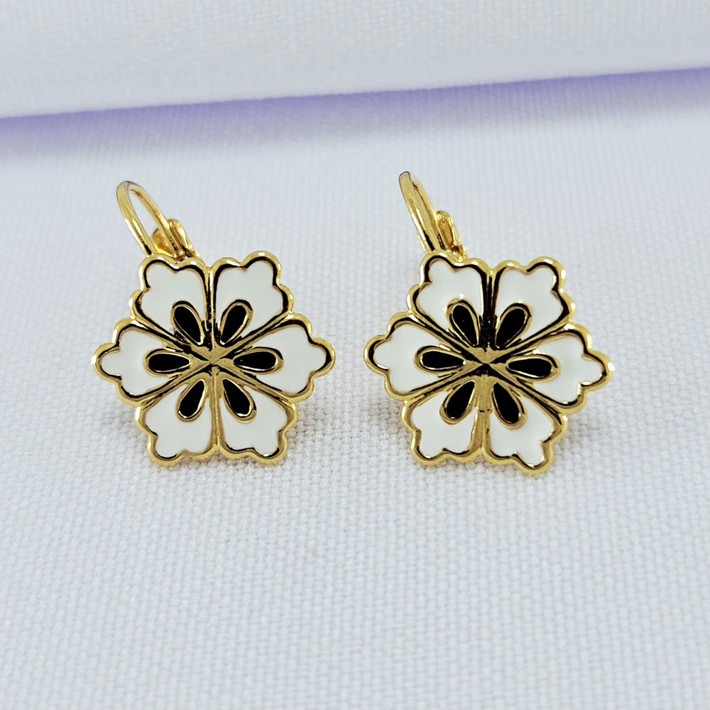 Brinco gancho flor detalhada - Imagem 2