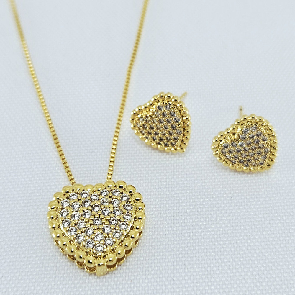 Conjunto coração cravejado