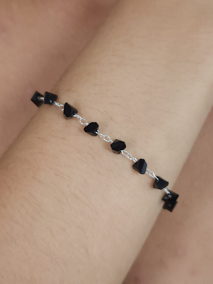 Pulseira pedras pretas