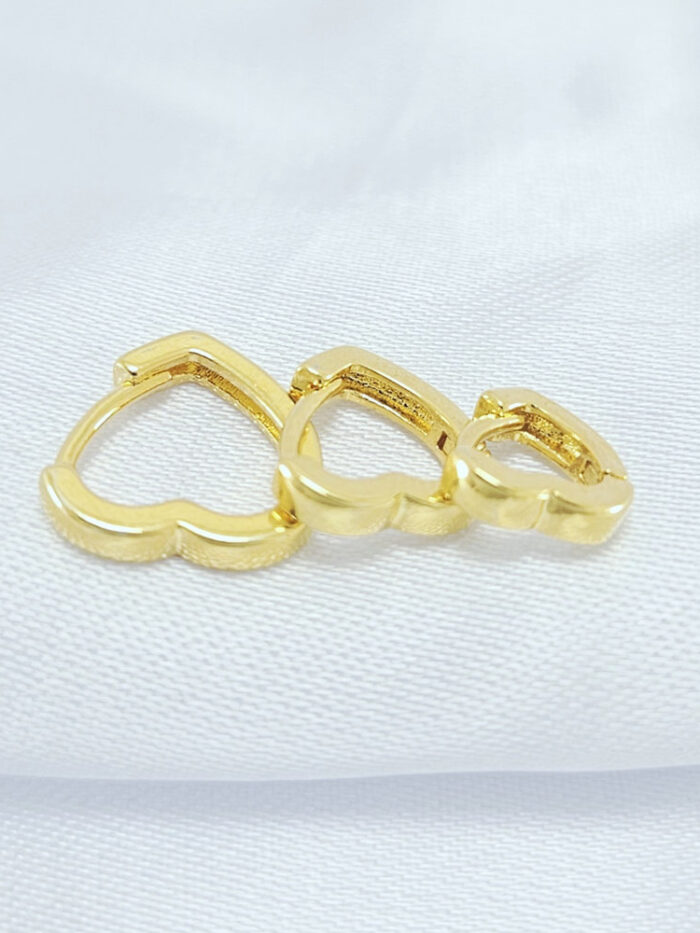 Trio de brinco argola modelo coração