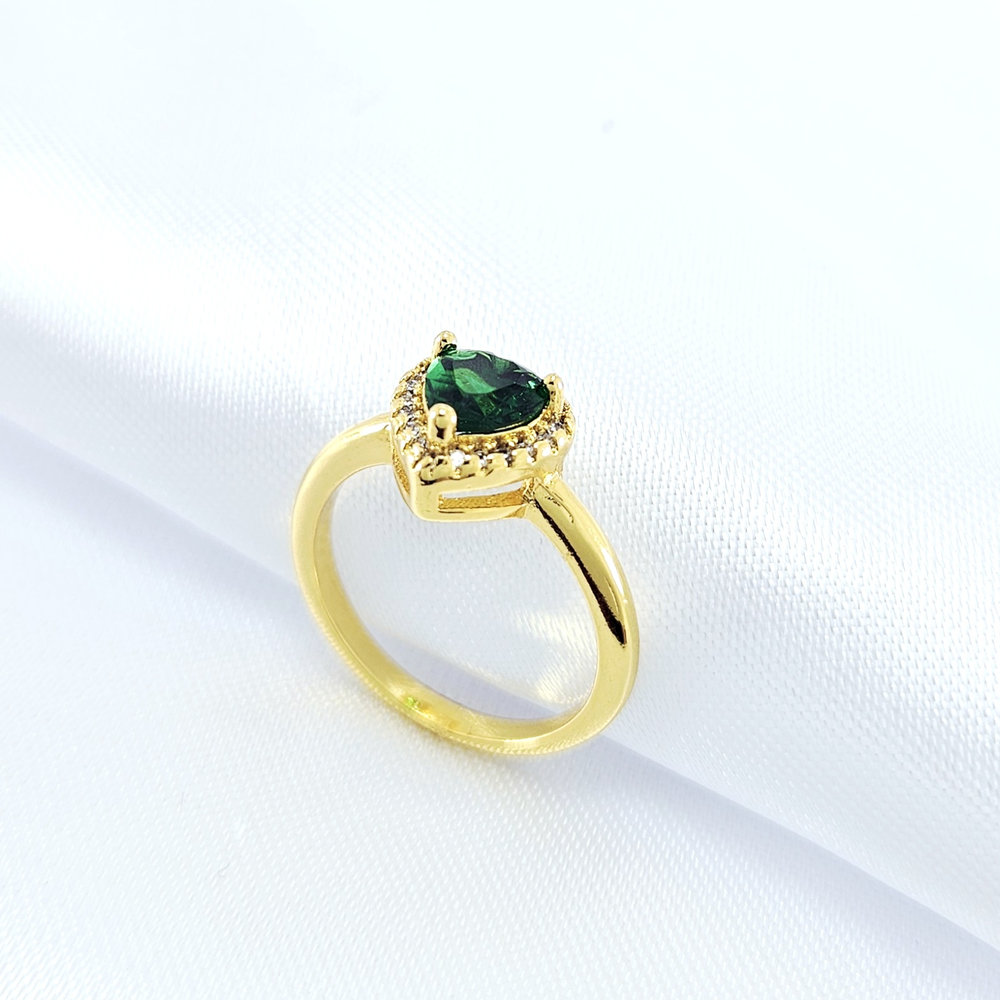 Anel coração pedra verde cravejado - Imagem 2