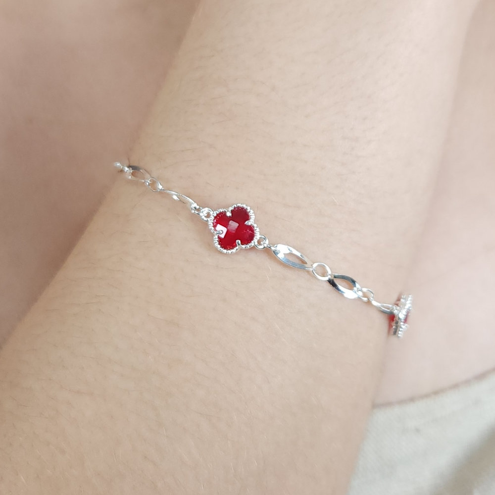 Pulseira trevo com elos torcidos - Imagem 3