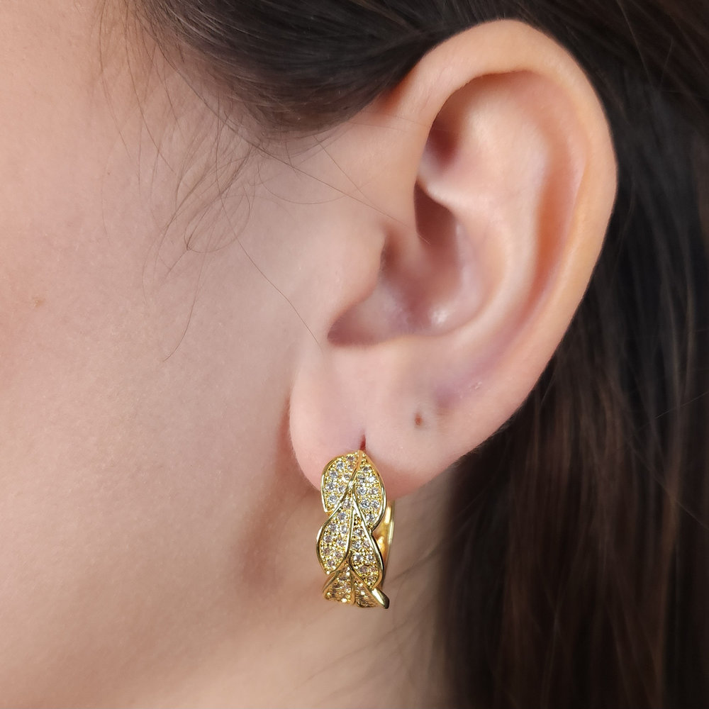 Argola folhas cravejadas