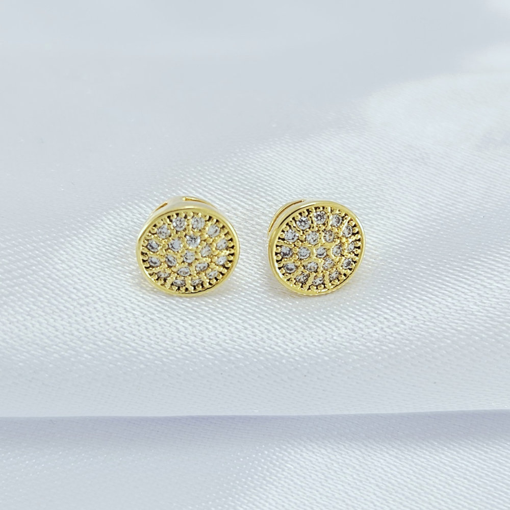Brinco circulo cravejado com borda dourada