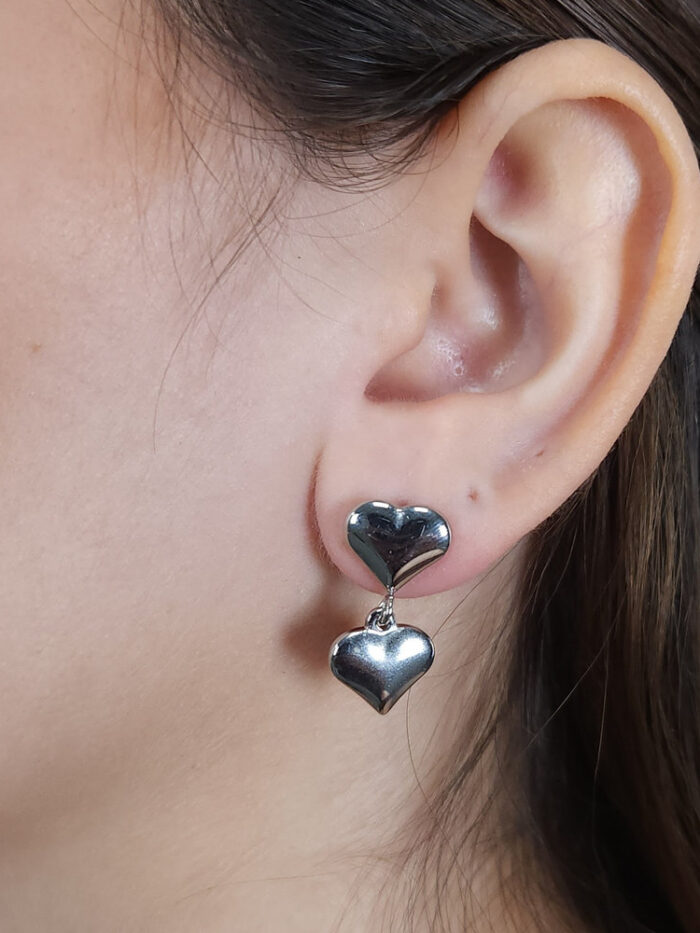 Brinco coração duplo boleado