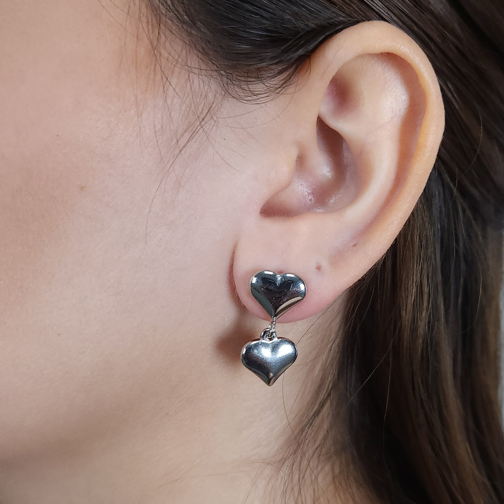 Brinco coração duplo boleado