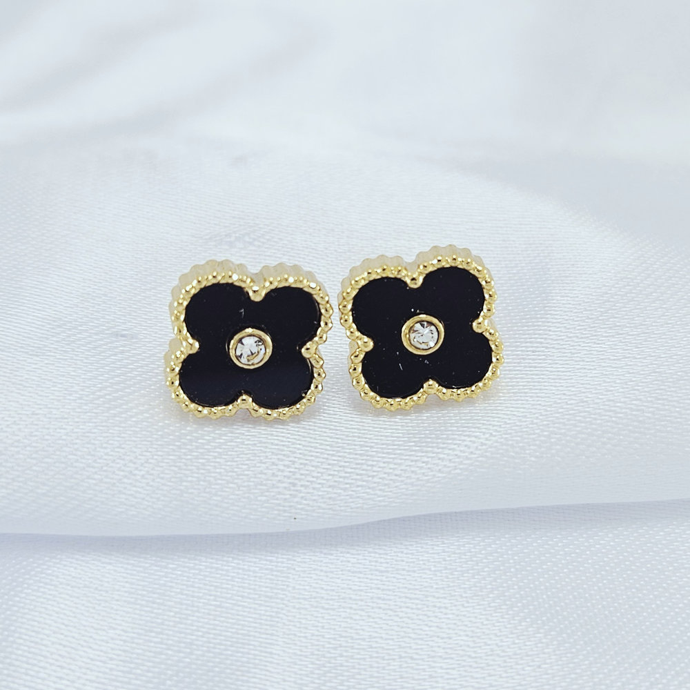 Brinco trevo com pedras detalhada - Imagem 2