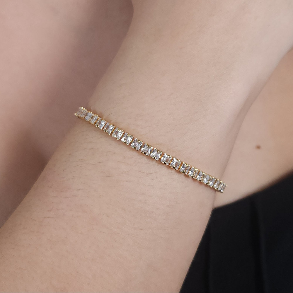 Pulseira cristal detalhado