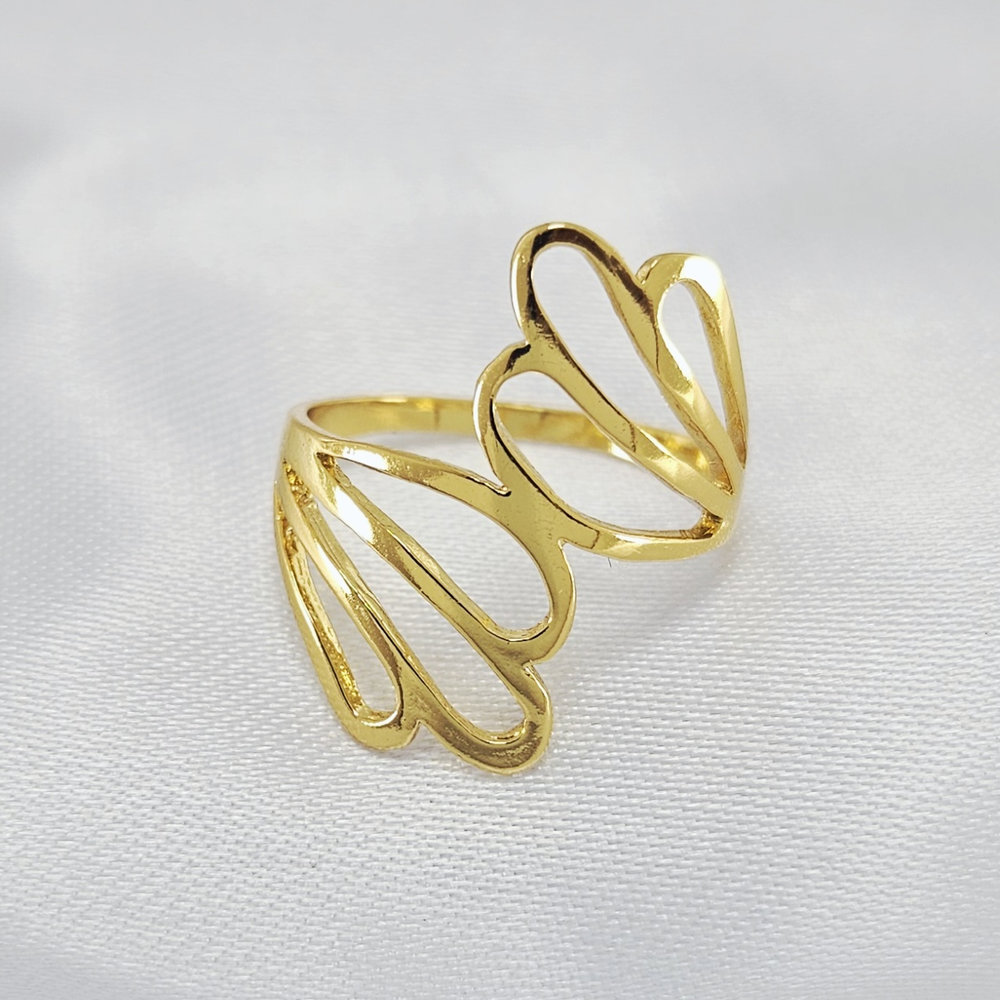 Anel folha detalhe vazado