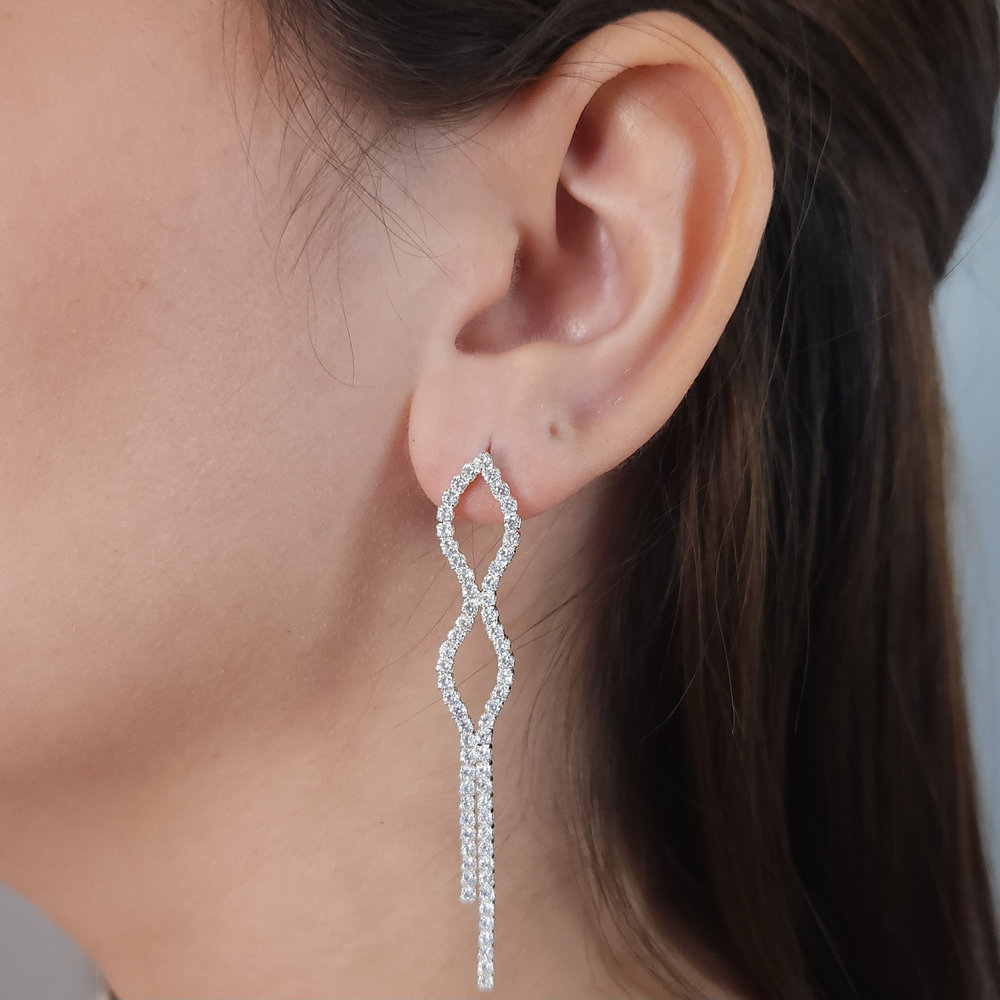 Brinco fio riviera detalhe losango duplo prateado