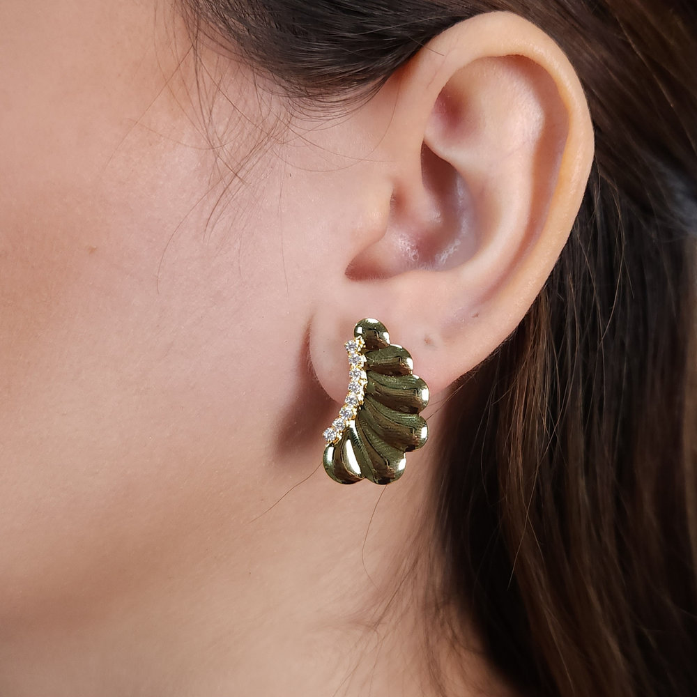 Brinco com gotas em leque e fio em strass cristal