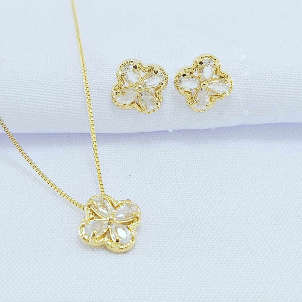 Conjunto flor com zircônia trabalhado