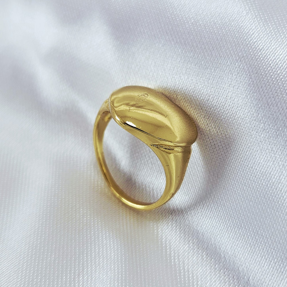 Anel coração boleada dourada - Imagem 2