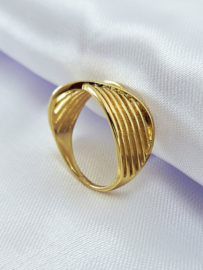 Anel fios vazados lisos