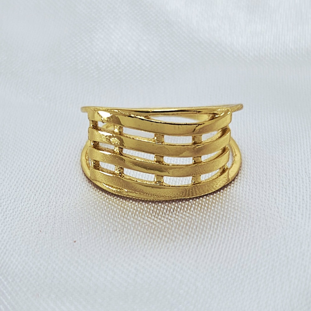 Anel Folheado quatro fios detalhe vazado