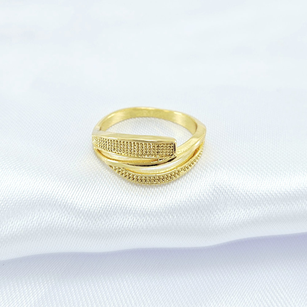 Anel três fios fosco e liso dourado