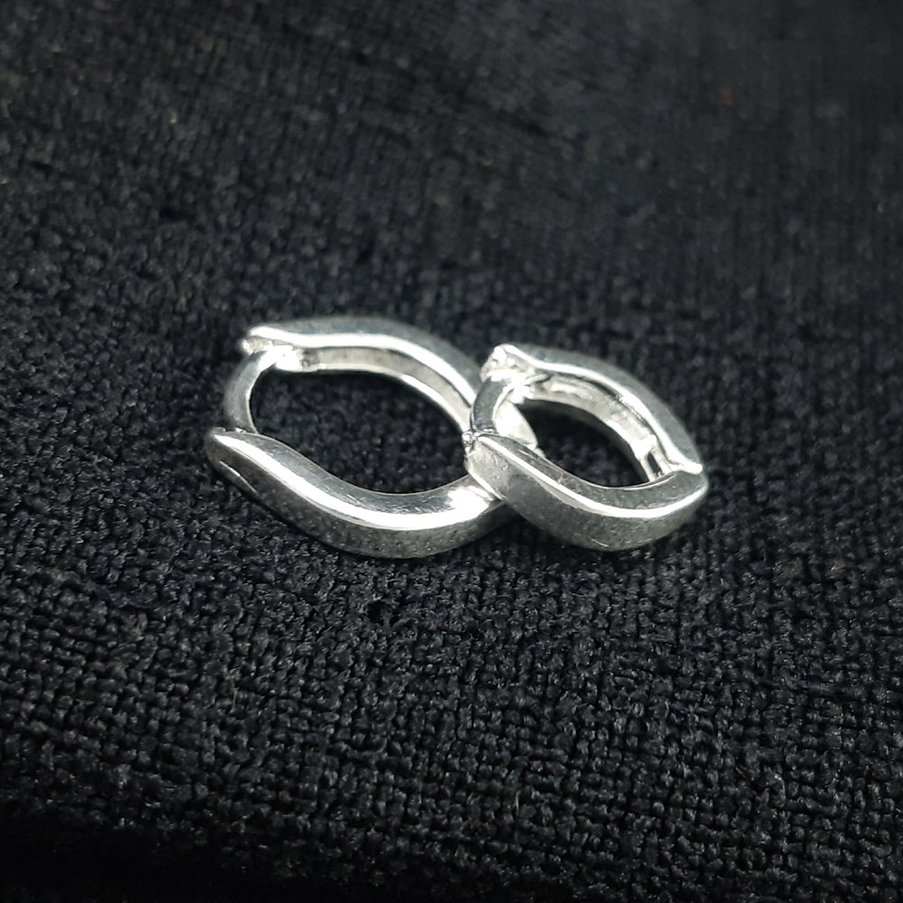 Brinco argola duplo liso prateada