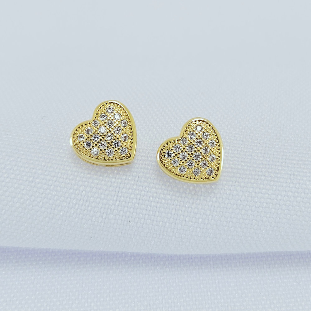 Brinco coração cravejado com zircônia