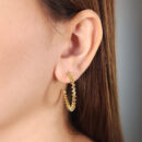 Brinco argola estilo fio mola