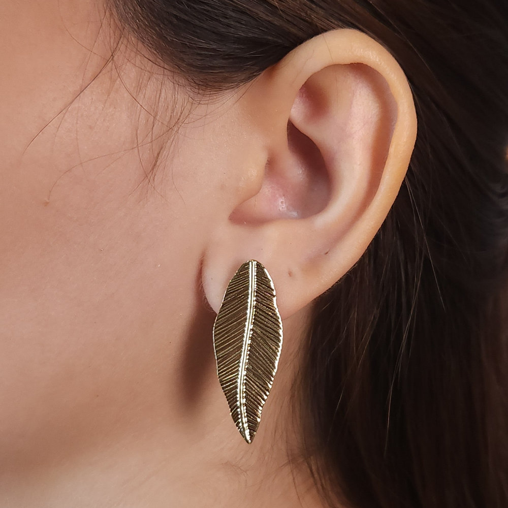 Brinco folha detalhada