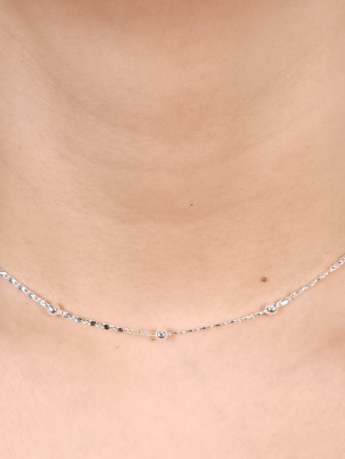 Gargantilha elos vazados chapeados