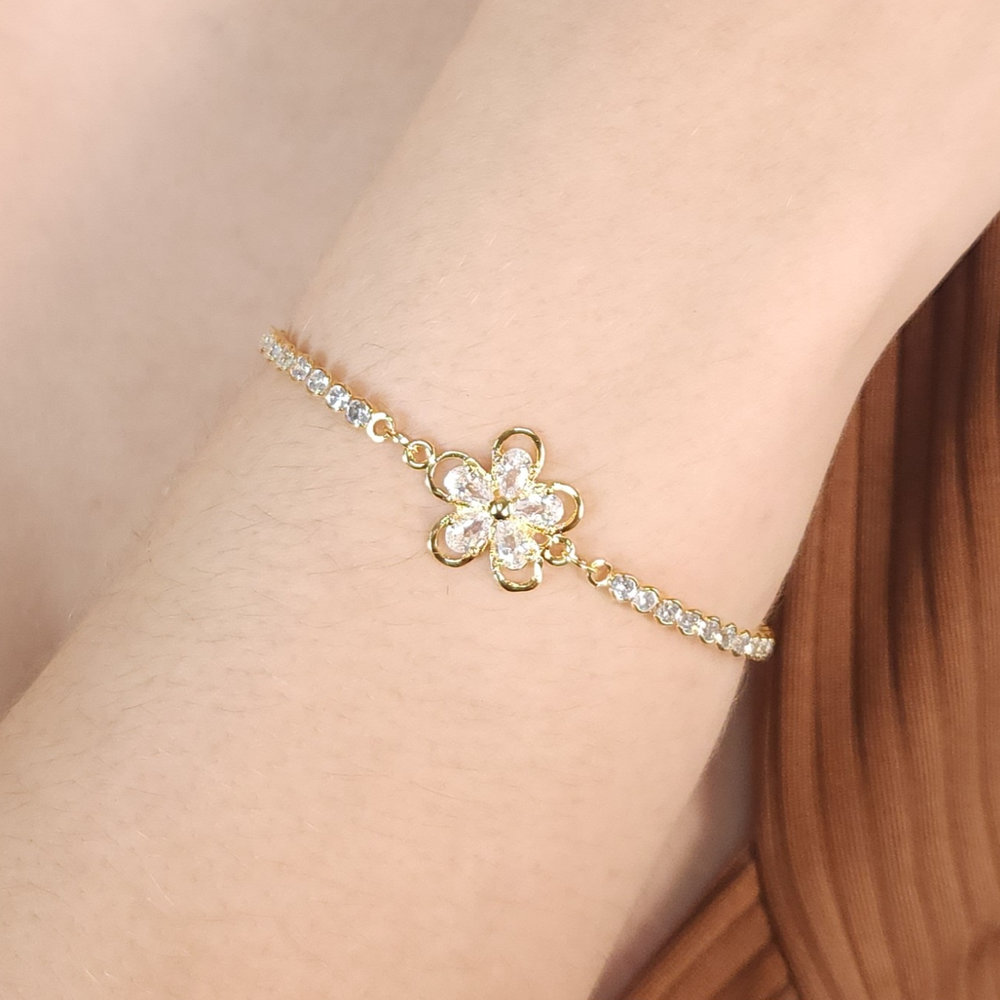 Pulseira fio pedras redondos com flor