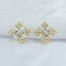 Brinco quadrado com pedras cristal zirconia