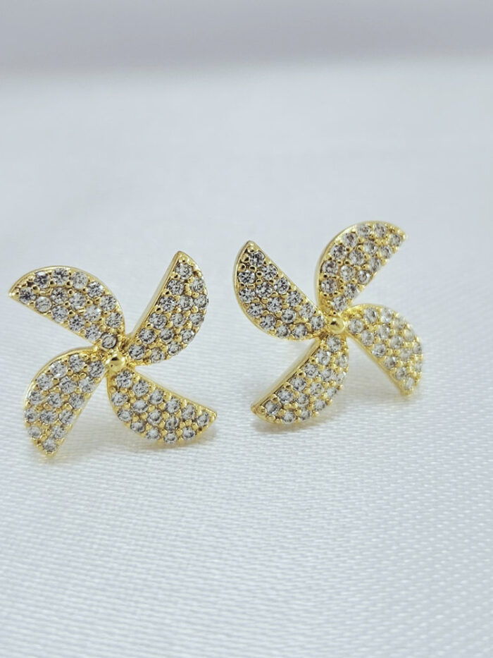 Brinco módulos catavento cravejado