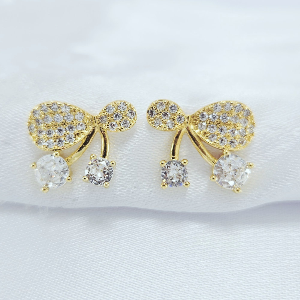 Brinco cereja com ponto de luz cravejado - Imagem 2